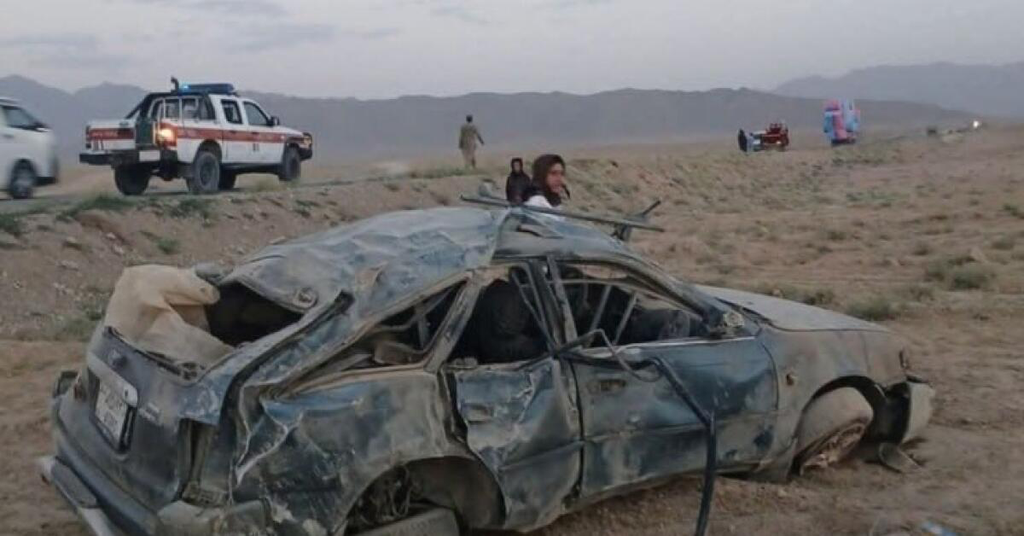 سه عضو یک خانواده در پی واژگونی موتر در لوگر جان باختند